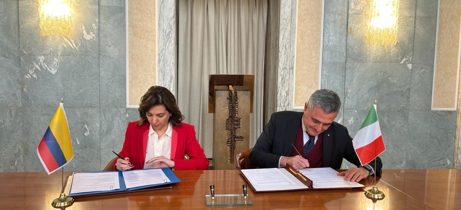 Suscripción de Memorando de Entendimiento entre el Ministerio de Relaciones Exteriores de la República de Colombia y el Ministerio de Asuntos Exteriores y de Cooperación Internacional de la República Italiana