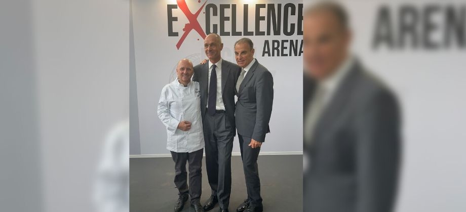 El chef ítalo alemán Heinz Beck, el director de Excellence, Pietro Ciccotti y el Director de la Asociación italiana de Heladería, Claudio Pica