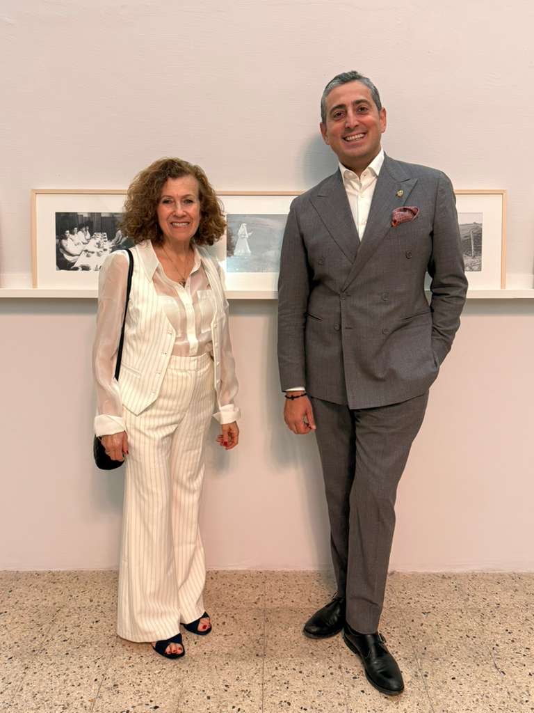 Colombia inaugura exhibición fotográfica de  Luz Elena Castro en Italia