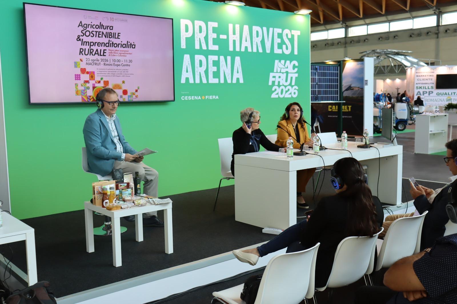 Colombia fortalece lazos de cooperación agroalimentaria y financiera en la Feria MACFRUT 2026 en Rímini, Italia