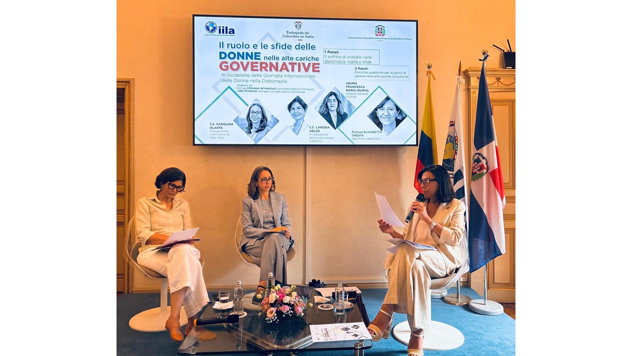 La Embajadora de Colombia en Italia inaugura conferencia de alto nivel sobre el Papel y los retos de la mujer en los altos cargos gubernamentales
